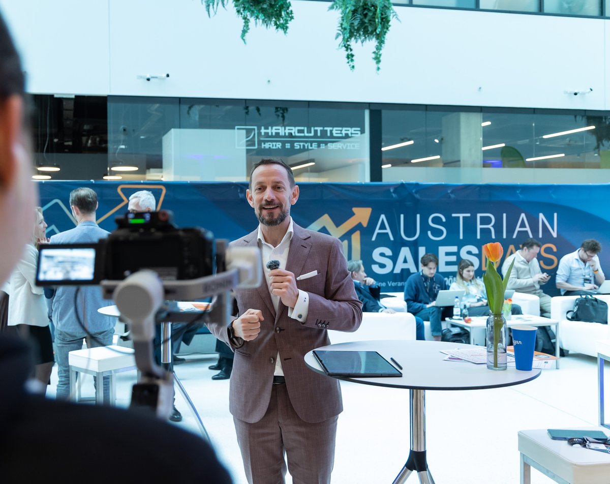 Bernd Kosnar als Reporter bei den Austrian Sales Days 2026